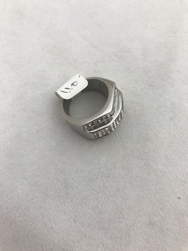 Stainless Steel CZ Pave' Top Rectangular Ring ~ Size 8 1/4 - Picture 12 of 12