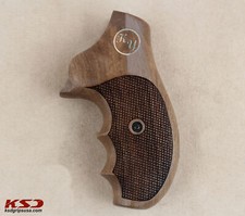 KSD Brand Ruger SP101 Compatible Walnut Grips Diamond