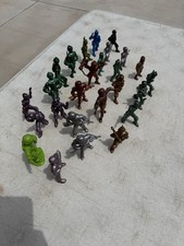 Vintage 1950's Ajax Archer Space Men ROBOT Hard Plastic Figures Lot 26 Helmet