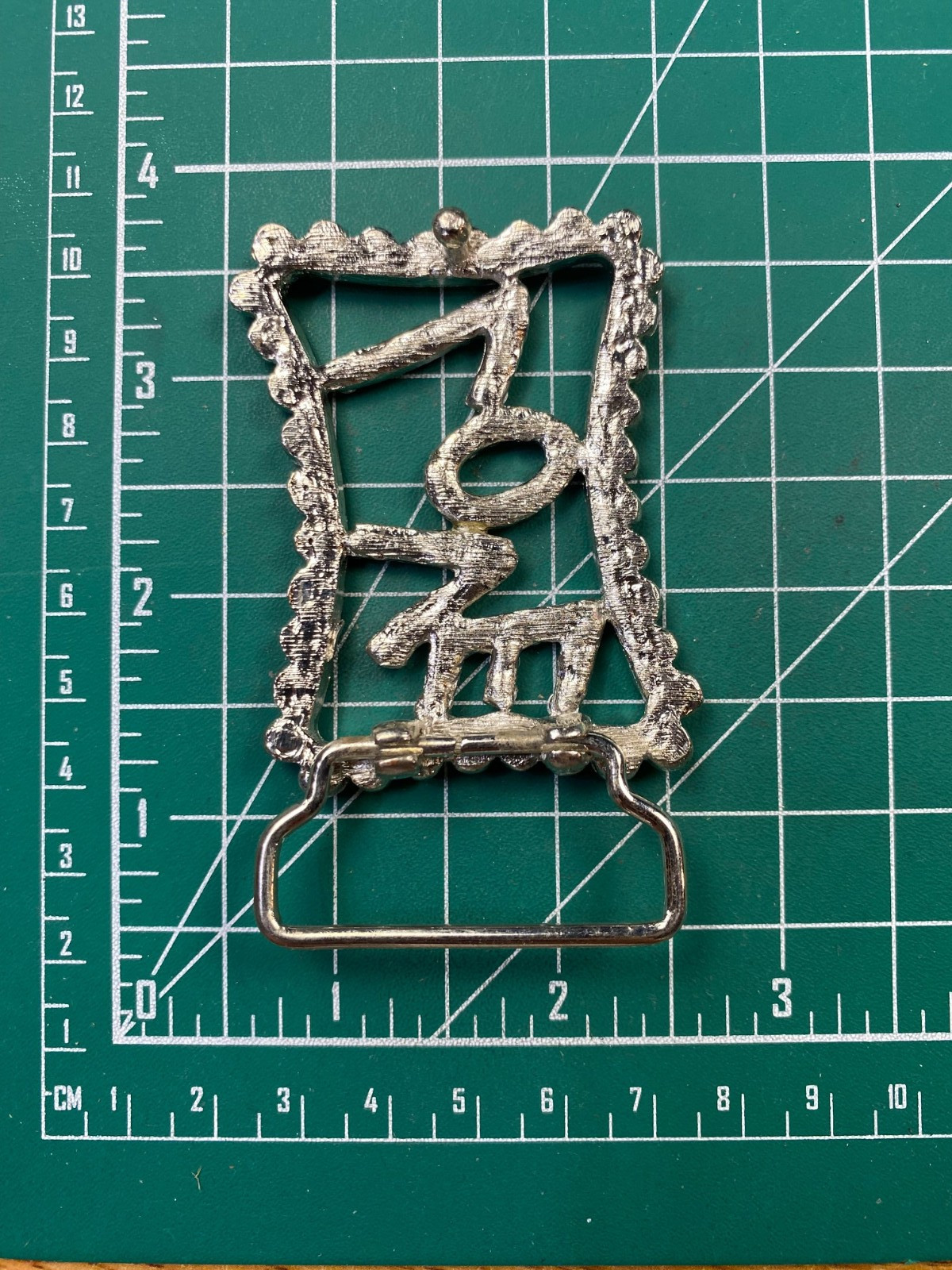 Rhinestone "LOVE" Rectangular Belt Buckle - image 3