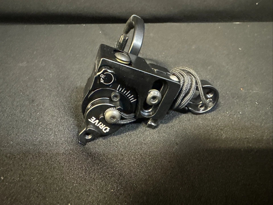 Ripcord Drive Cage Arrow Rest - Image 2 of 4