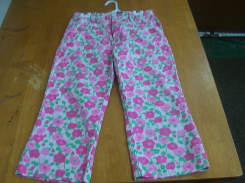 Gap Kids Grils' Fun Floral Capris & Pink Top-Sz. 10 - Picture 4 of 5