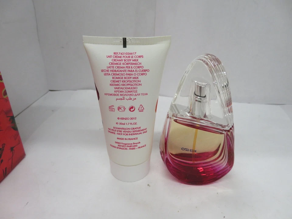 Madly Kenzo Set By Kenzo 1.0 OZ Eau De Toilette Spray + Leche Corporal Cremosa 1.7 OZ Foto 4 de 4