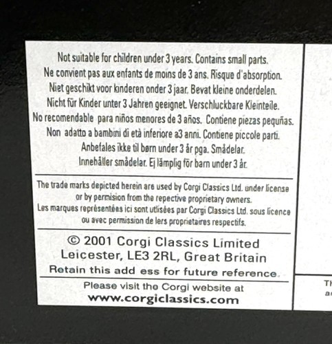 Corgi 2001 Texaco Showcase Series Pontiac Fire Chief Van Diecast  - Picture 9 of 13