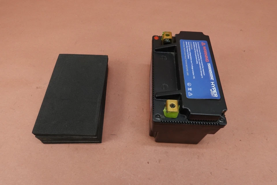 2007-2013 KAWASAKI VULCAN 900 VN900 VN900C POWER-SONIC BATTERY - Image 3 of 4