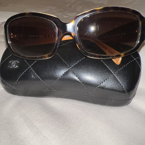 Chanel 5144 Tortoise Sunglasses (1990) - Picture 7 of 8