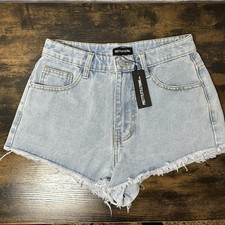 PrettyLittleThing High-Rise Distressed Denim Light Wash Shorts Sz. 4 NWT Raw Hem