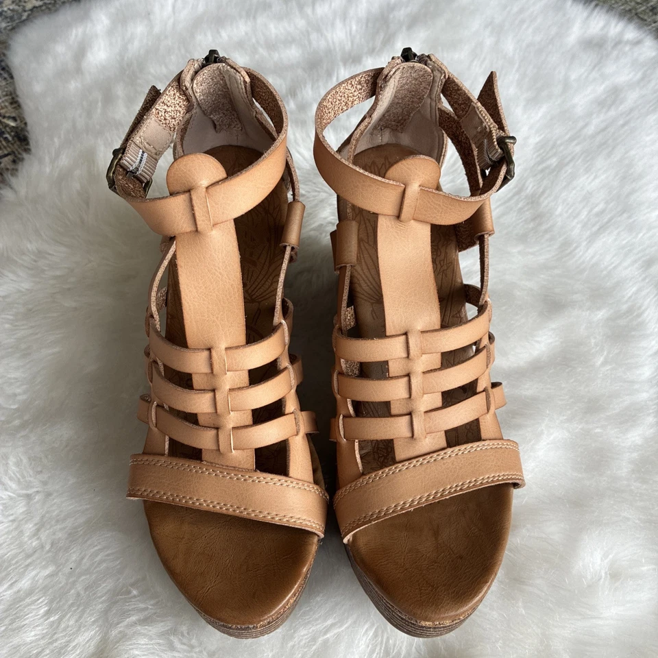 Sandalias de cuña de corcho Blowfish Malibu Piper color tostado tejido gladiador tiras para mujer 7,5 Foto 3 de 4