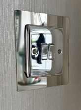 Polierte Einzelsteckdose/Schalterumrandungsplatte - Moderne Designer Steckdosenabdeckung. 