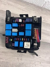 2010 Hyundai i30 Estate 1.6 CRDI Engine Bay Fusebox 91951-1H111 18790-01030