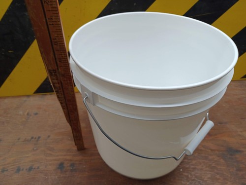 2 Gallon Food Grade White Bucket Free Shipping - Picture 5 of 5