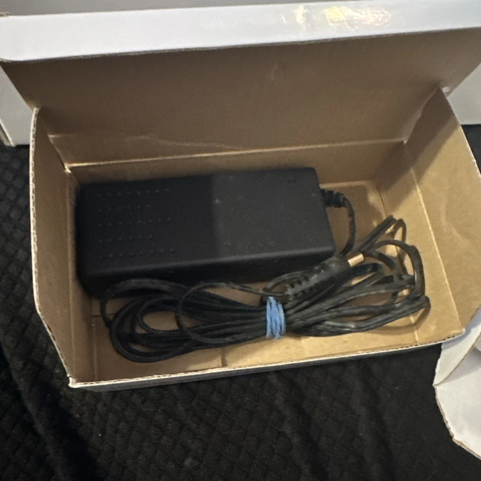 Airvana AIRAVE Sprint Access Point Home Cell Phone Signal Booster Antenna HubBub - Image 4 of 4