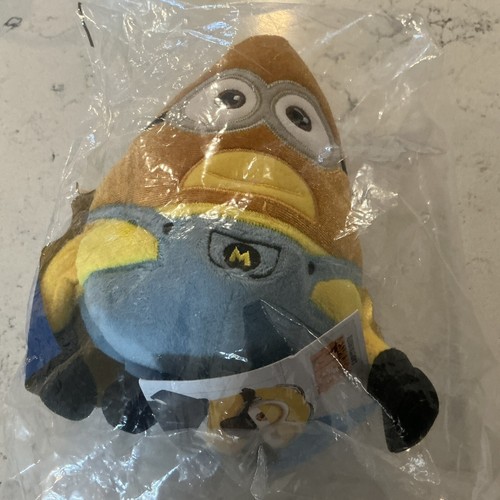 Universal Studios Despicable Me 4 Mega Mega Gus Minion Plush Toy New With Tag - Picture 2 of 5