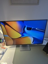 Huawei MateView 4K Monitor 28.2” - USBC / HDMI / Headphones & Phone Charger