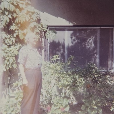 Vintage Color Photo Snapshot of Older Man at Greenbrier Inn Garden Grove, CA