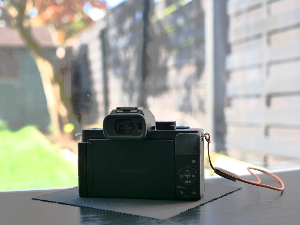 Panasonic Lumix DC-G100 Micro Four Thirds Mirrorless Digital Camera Body 4K 20MP, photo 4 of 5
