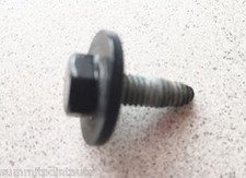 98-99 MERCEDES-BENZ C230 C280 W202 SPORT ~ FRONT FENDER TO WHEELHOUSE SCREW