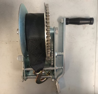 NEW Seachoice Products 2,000 lb Trailer Winch 52251