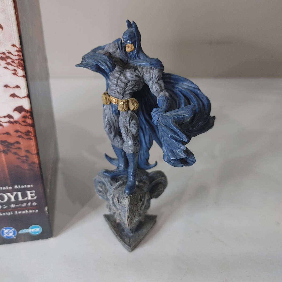 Batman On Gargoyle Keiji Iwakura Kotobukiya ArtFx #296/2700 - Read