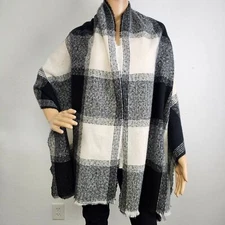 Old Navy NEW Black/Cream Scarve Wrap 27 X 72 Cottagecore  Cabincore