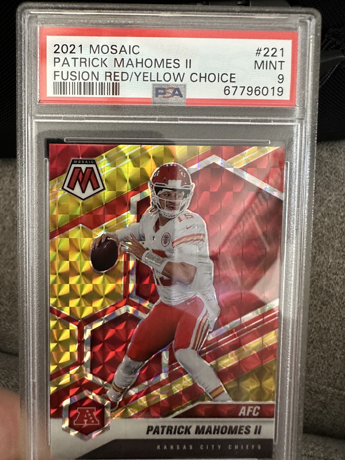 2021 Mosaic Patrick Mahomes Fusion Red Yellow /80 PSA 9 Pop 8