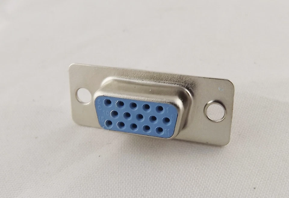 10pcs VGA DB15 15-Pin D-SUB 3 Rows Female Socket Solder Type Connector Adapter - Image 2 of 4