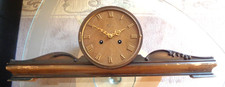 Ältere Tisch Uhr Komoden Uhr Zentra Werk FHS 1/2 Stundenschlag defekt