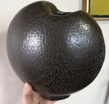 Large Reid Ozaki (1951/1924) Hawaii WA Textured Studio Art Pottery Vase