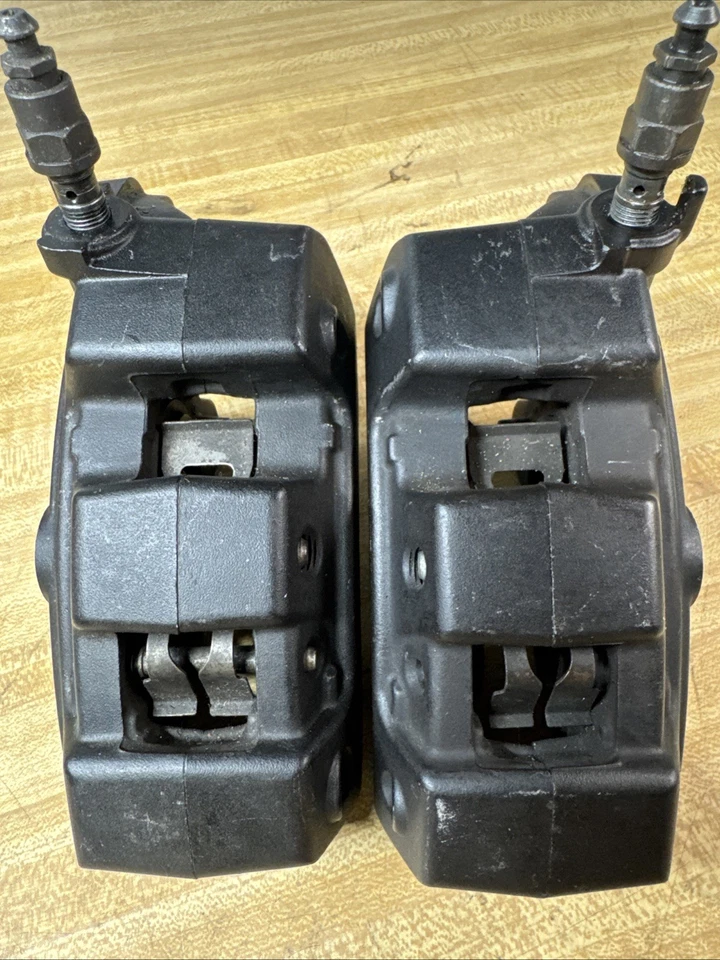 Pinzas de freno delanteras derecha izquierda Harley-Davidson BREMBO Touring Foto 4 de 4