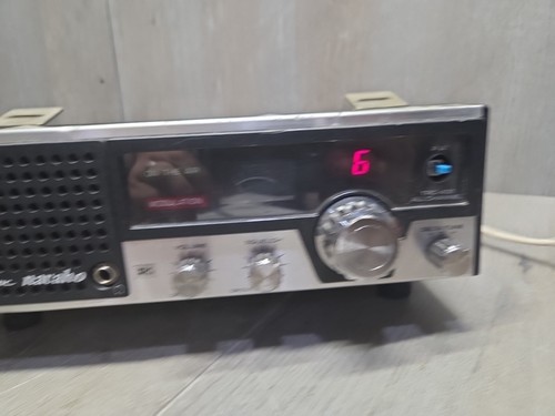 Vintage Realistic Navajo Model TRC-431 CB Base Radio (Turns On Untested) - Zdjęcie 3 z 11