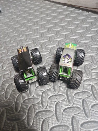 2 Grave Digger Monster Trucks 1 Chrome 1 Black - Picture 5 of 5