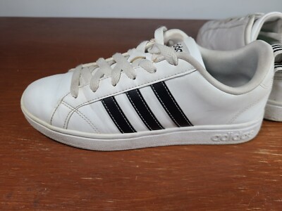 adidas gazelle silver green womens adidas Women's Advantage Shoes