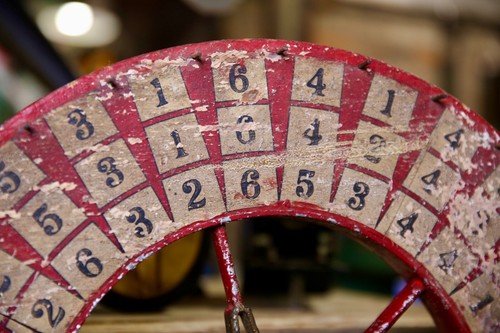 Antique Vintage Gambling Wheel Wood Carnival Game Sign circus roulette 1930s old - Picture 7 of 18