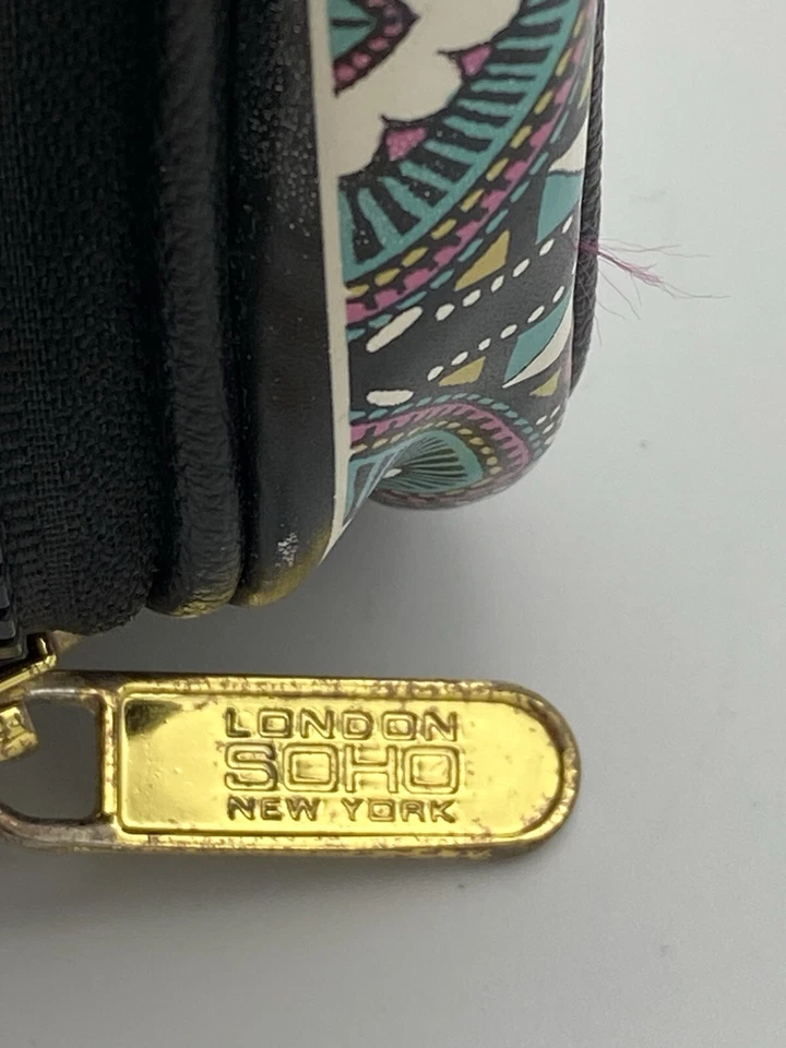 Estuche de transporte de maquillaje London Soho New York vinilo viajero fin de semana Pschyadelic Foto 3 de 4