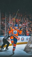 * CONNOR MCDAVID * Iconic Hockey Photo, Multiple sized Poster / Prints