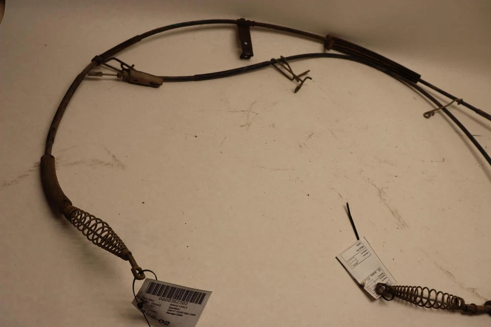 Ford F250 SD 2011-2016 cable freno estacionamiento emergencia lado derecho OEM Foto 2 de 4