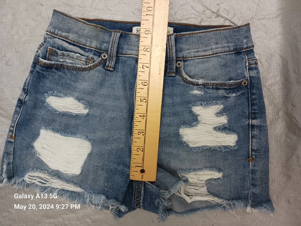 Damas Daisy Dukes Cortados Vaqueros Pantalones Cortos Mudd FLX W24 RIS 9" Foto 4 de 4