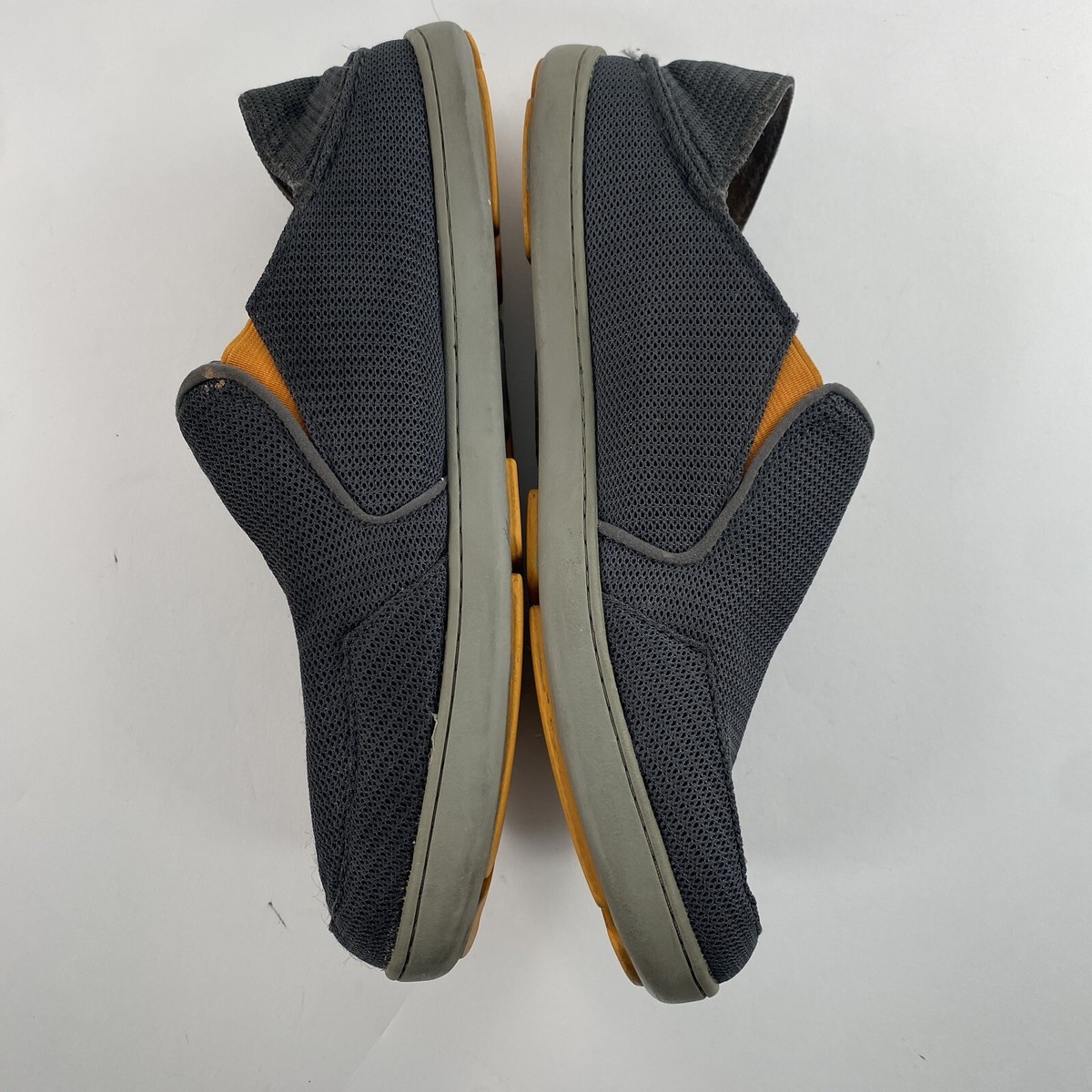 Olukai Mens 11 Nohea Mesh Slip On Shoes Gray Colapsible Heel  Olukai gray 11 slip on with fold down heel. display picture 1