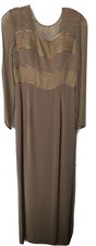 Women s beautiful taupe crystal beaded evening gown Size 8