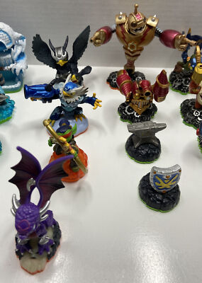 Lot De 21 Figurines Skylanders – Activision – Occasion – Collection