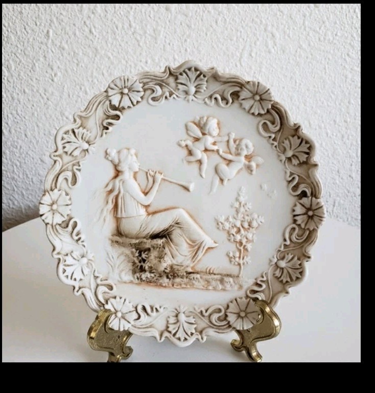 Picture 1 of 10