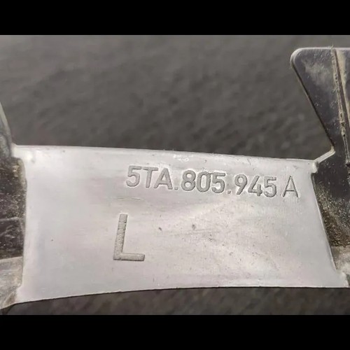 Front splash guards bracket