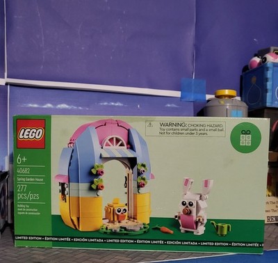 LEGO Spring Garden House Set Easter Bunny 40682 Shipped In a Bubble Mailer