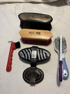 Equestrian Grooming Brushes