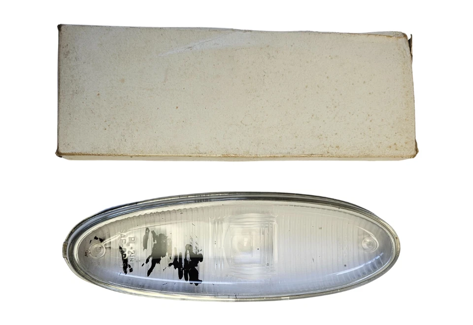Lente de luz de estacionamiento Plymouth Belvedere Savoy Fury 1963 2421133 NORS Foto 2 de 4