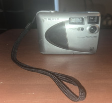 Fujifilm FinePix 1300 Silver Compact Digital Camera 1.3MP 1.8" USB Flash. Parts