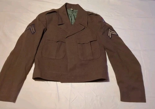 WWII US Army Ike Jacket Wool Field Coat Brown 40R Vintage Military