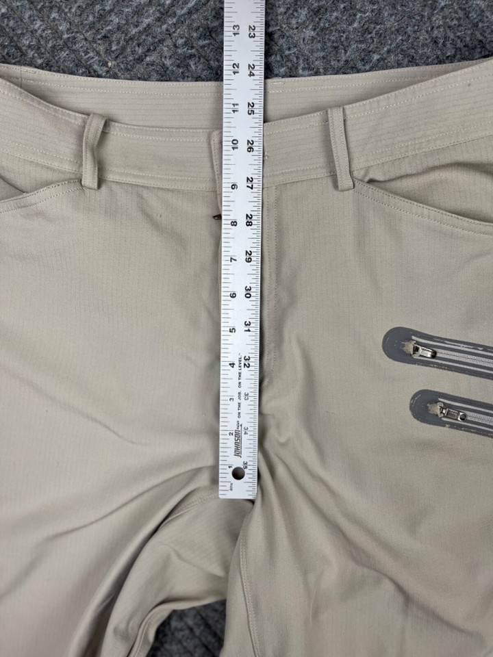 Lululemon Commuter Shorts Men’s 32 Beige Stretch 10" Inseam Hiking Golf