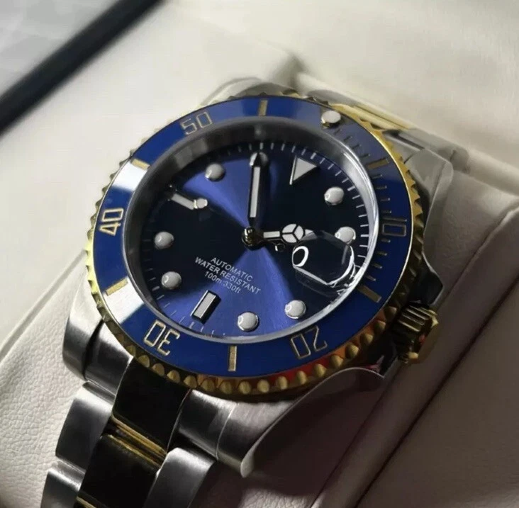 Reloj Mod Estilo “Bluesy” Personalizado 40mm Sunburst Dos Tonos Dorado Sub con NH35 Automático Foto 3 de 4