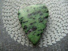 GRAND PENDENTIF PIERRE SEMI PRECIEUSE ANYOLITE en forme de COEUR  - NEUF